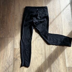 LULULEMON Train Times 7/8 Pant *25"
Black Women’s Size 8 Leggings